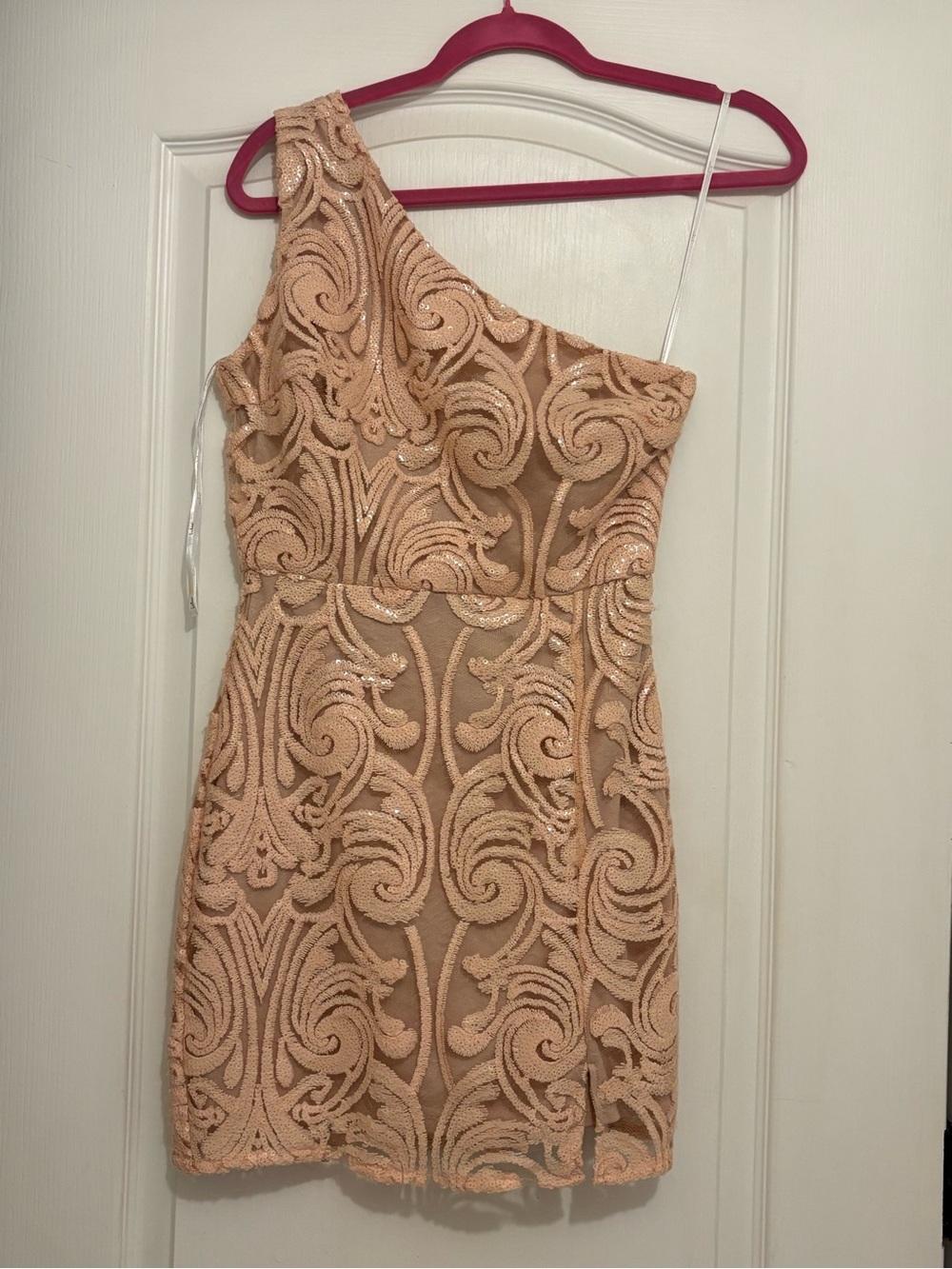 One-Shoulder Peach Lace Sequin Cocktail Dress